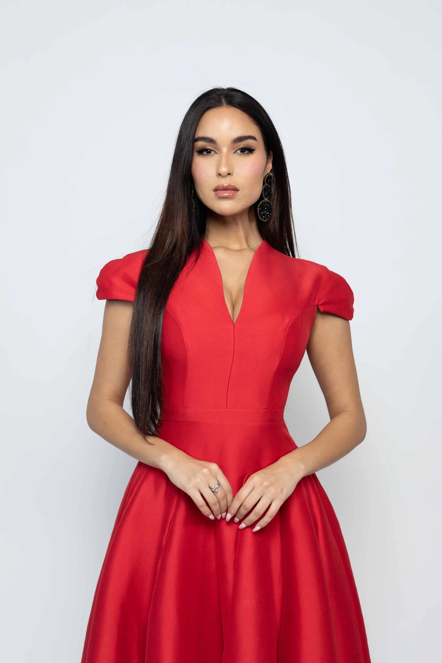 Bourgeoise – The Sculpted Elegance Dress