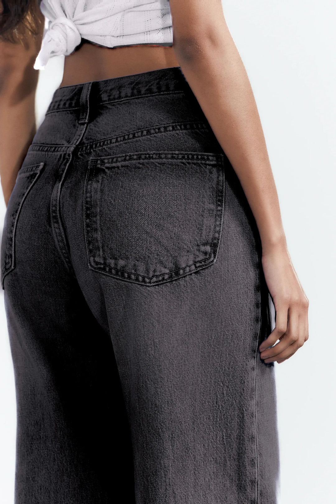 Asy – The Effortless Edge Jean