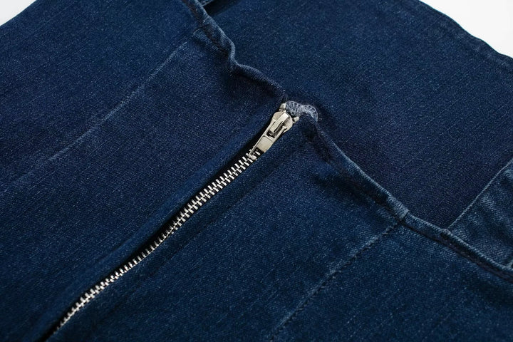 Bluora – The Sculpted Denim Muse