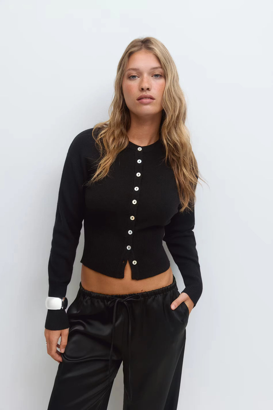 Nola – The Everyday Iconic Cardigan