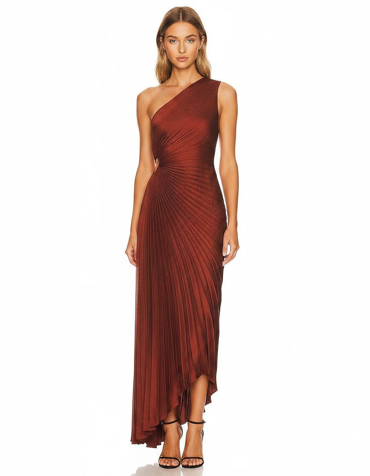 Cassandre — Das Kleid mit skulpturierten Falten