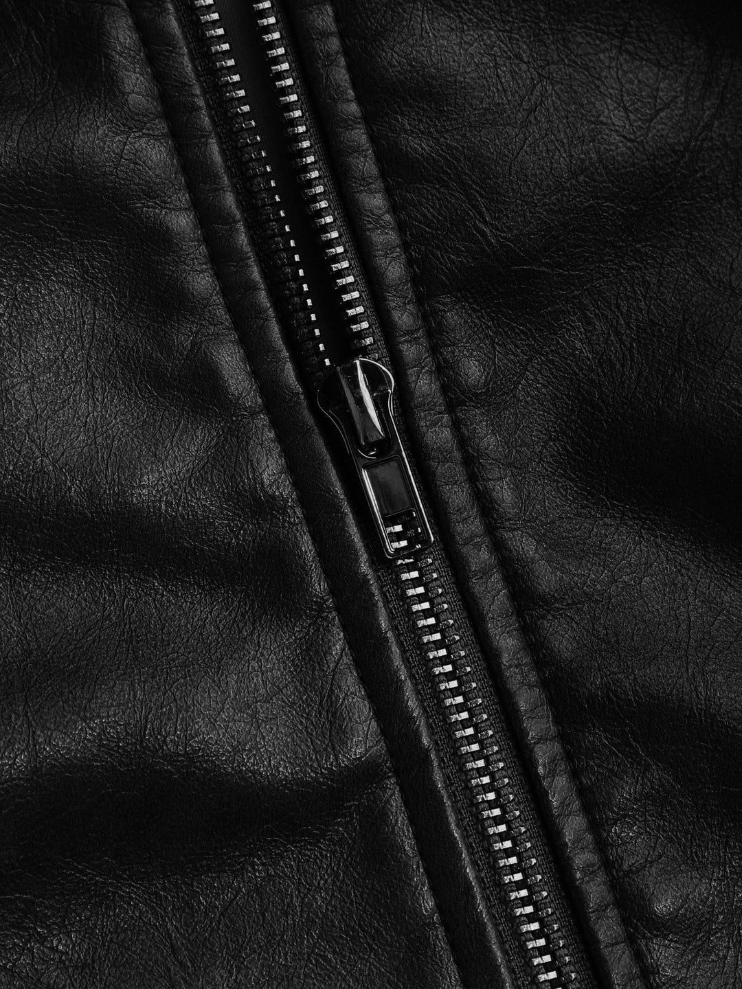 Cléo – The Effortless Rebel Jacket