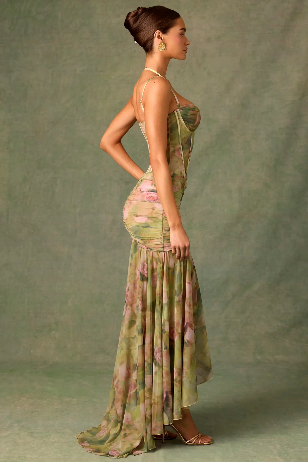 Déesse – The Silhouette-Sculpting Goddess Dress