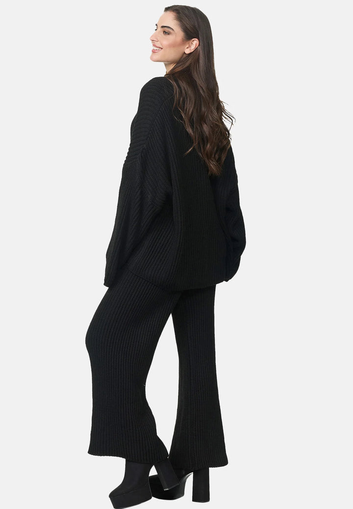Maëlle – The Cozy Luxe Knit Set