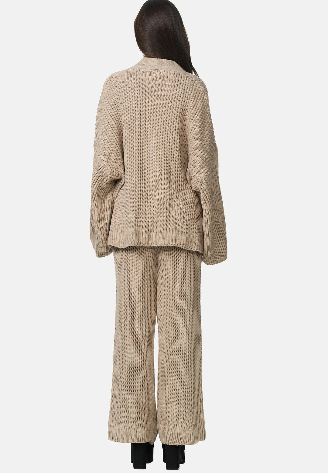 Maëlle – The Cozy Luxe Knit Set