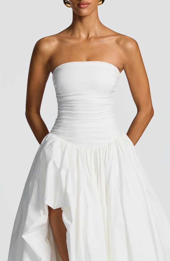 Fleur – The Drama Queen Gown