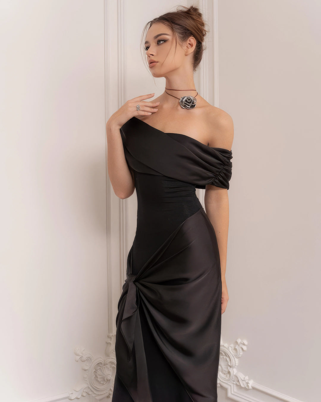 Romantique – The Satin Drape Hourglass Gown