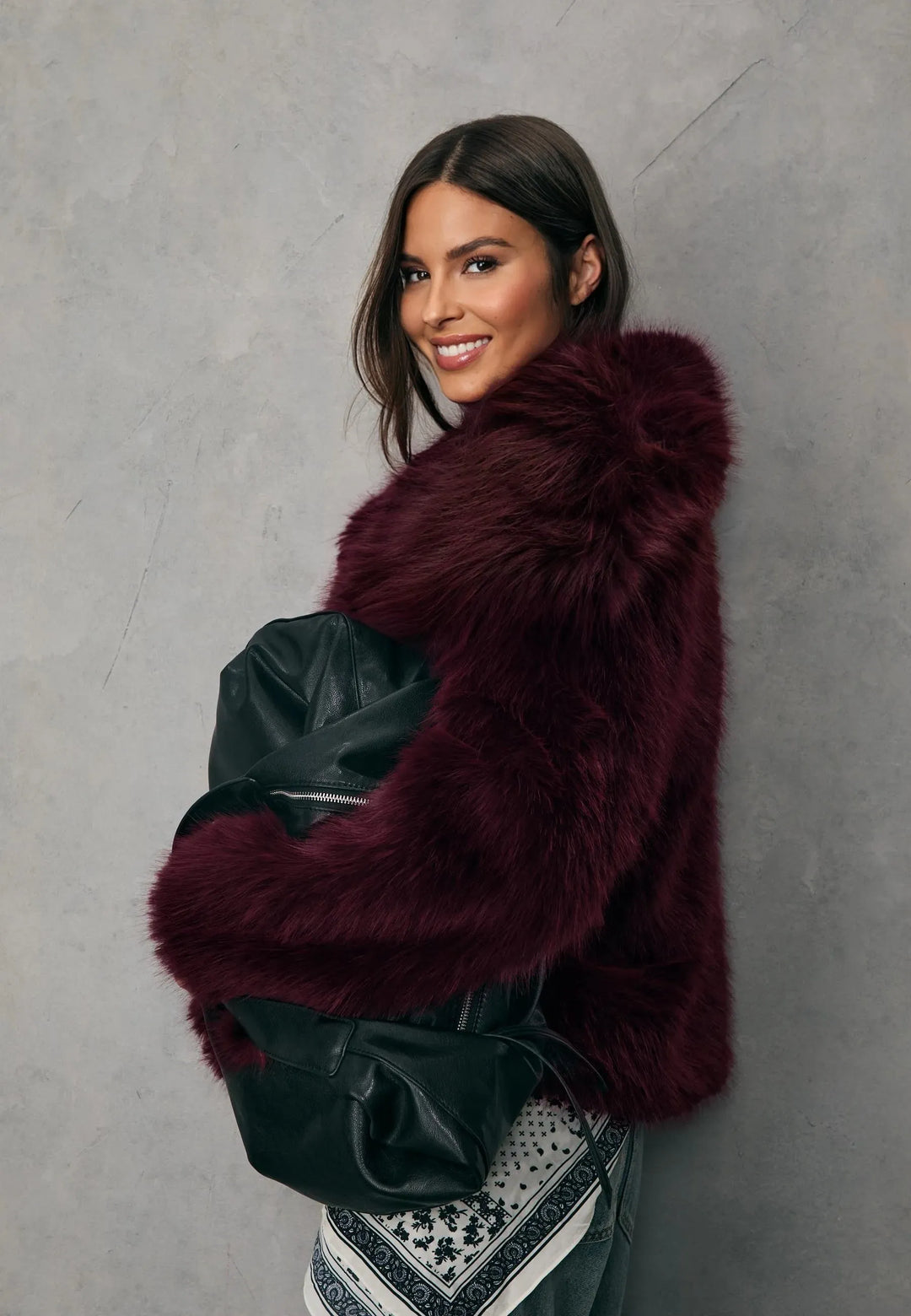 Lilyna – The Luxe Faux Fur Statement