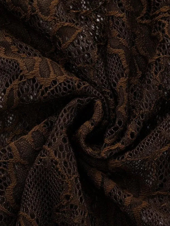 Clotilde – D'Mëtternuecht Rousekleed