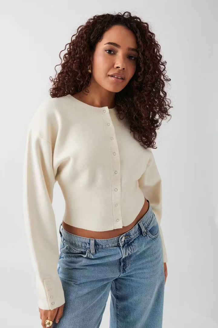 Gina – The Effortless Parisian Cardigan