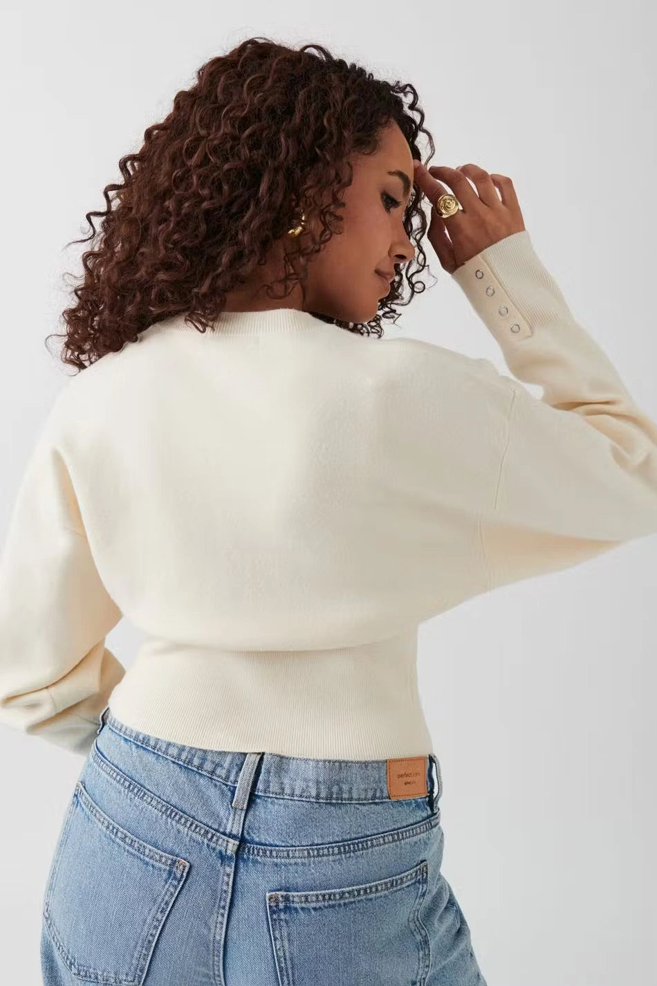 Gina – The Effortless Parisian Cardigan