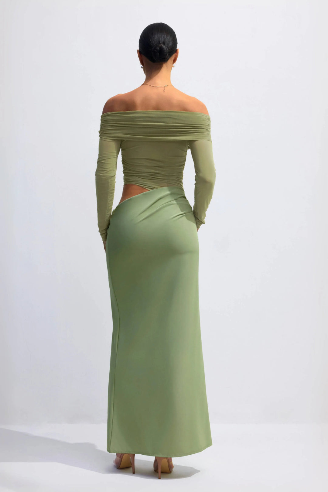 Panthère – The Bold Elegance Cut-Out Gown