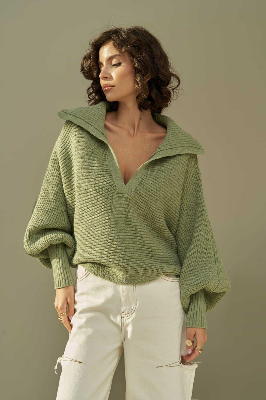 Naia – The Sculpted Soft Knit