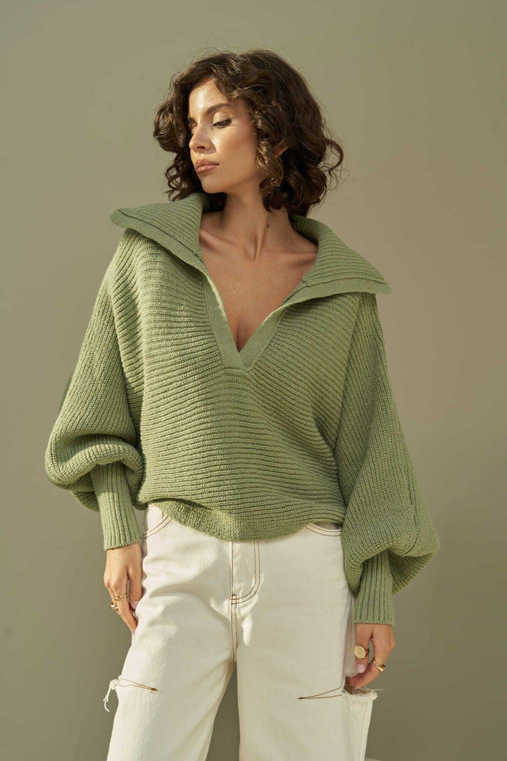 Naia – The Sculpted Soft Knit
