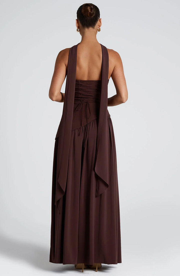 Talentueuse – The Sculptural Romance Gown