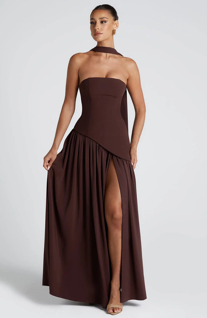 Talentueuse – The Sculptural Romance Gown