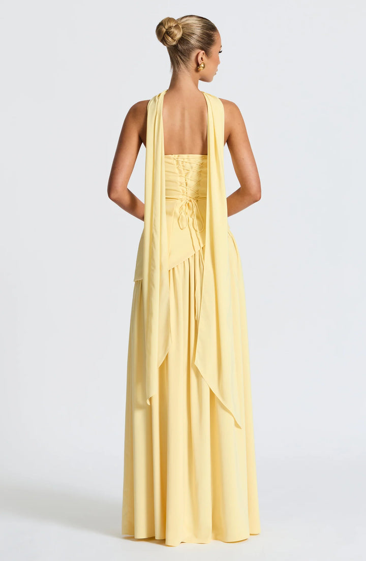 Talentueuse – The Sculptural Romance Gown