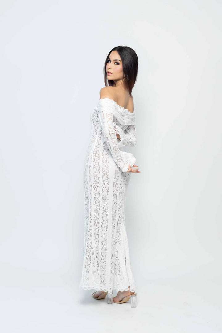 Eve – The Romantic Lace Siren Gown