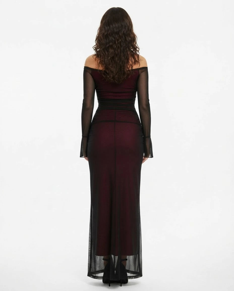Ruby – Das Mitternachtsmuse-Kleid