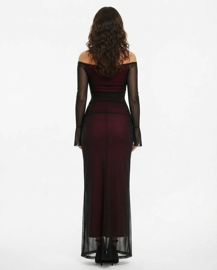 Ruby – Das Mitternachtsmuse-Kleid