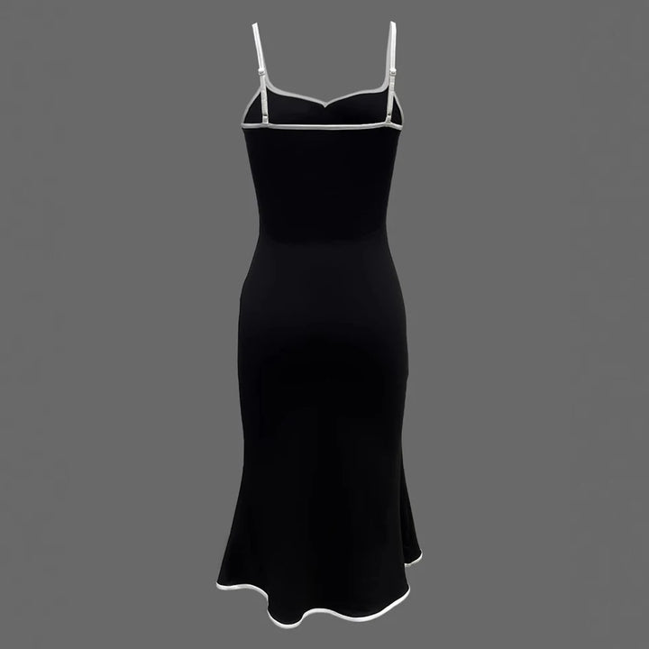 Française – The Iconic Parisian Dress