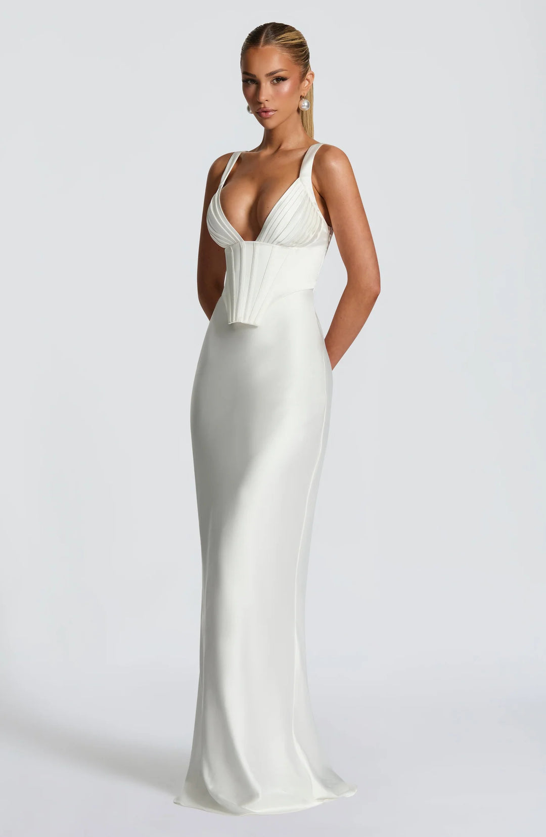 Selena – D'Geskulptéiert Sanduhr Kleed