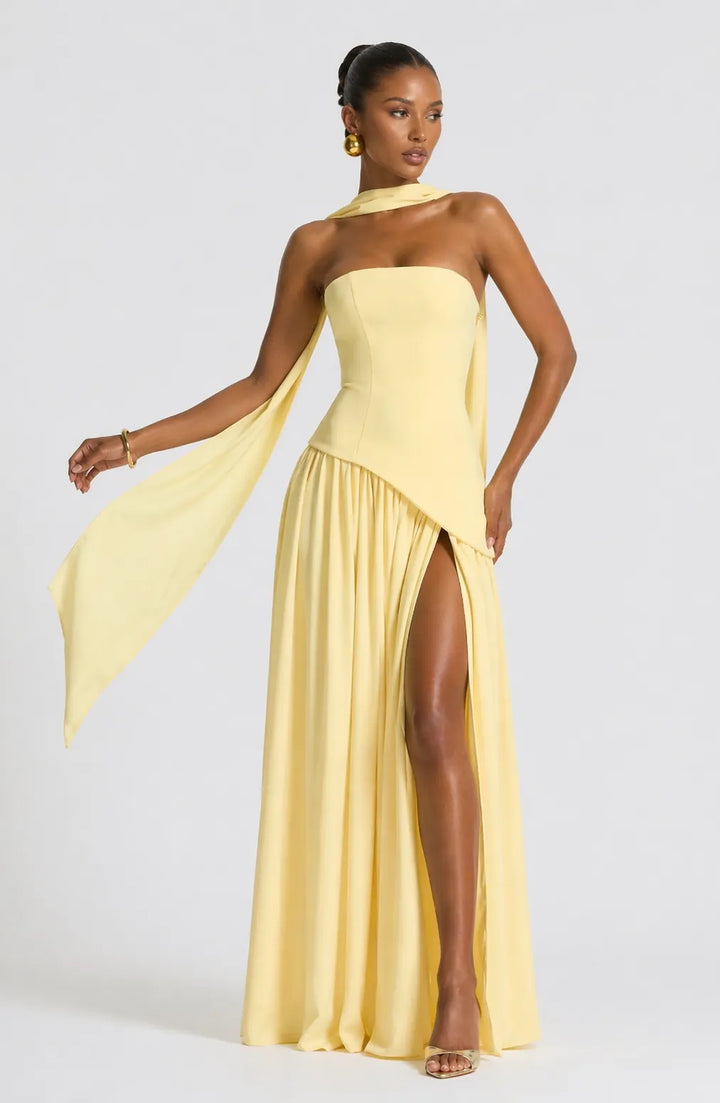 Talentueuse – The Sculptural Romance Gown