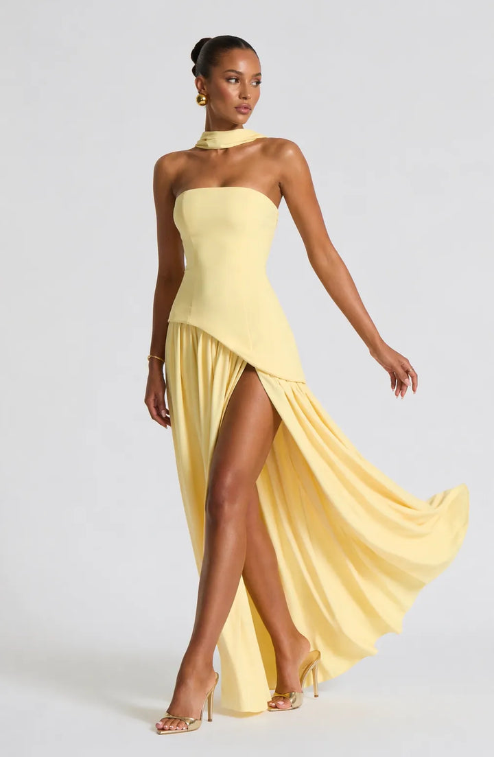 Talentueuse – The Sculptural Romance Gown