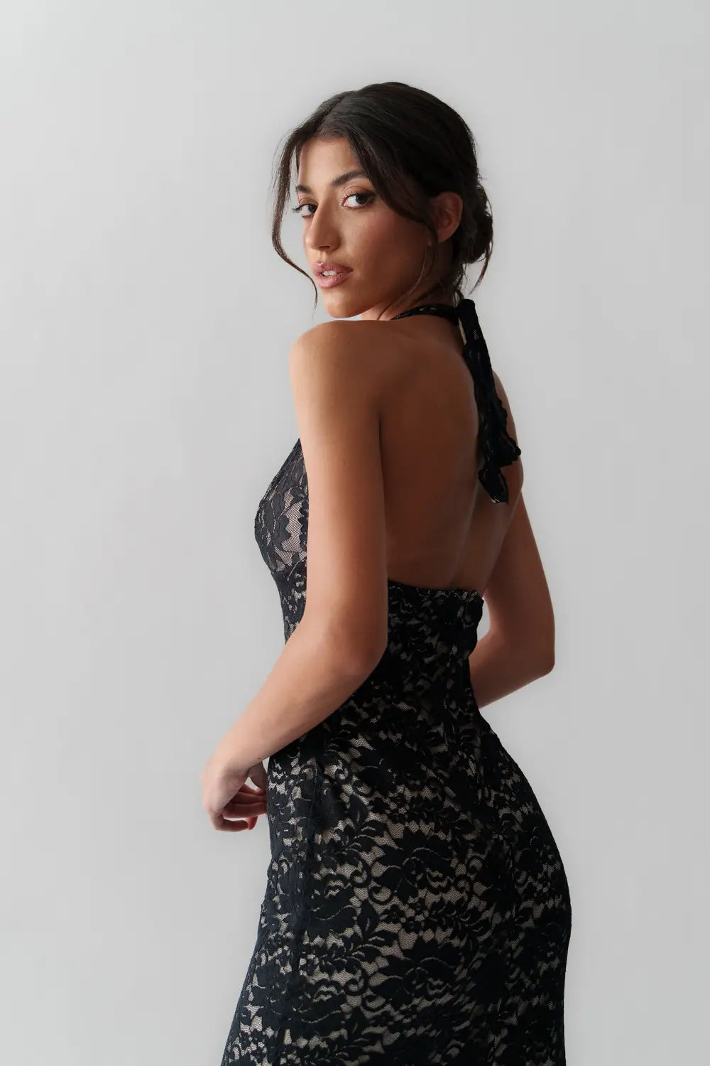 Tahlia – The Midnight Lace Statement Dress