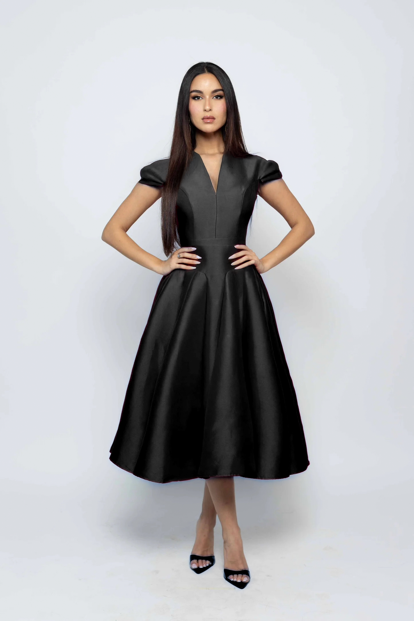 Bourgeoise – The Sculpted Elegance Dress