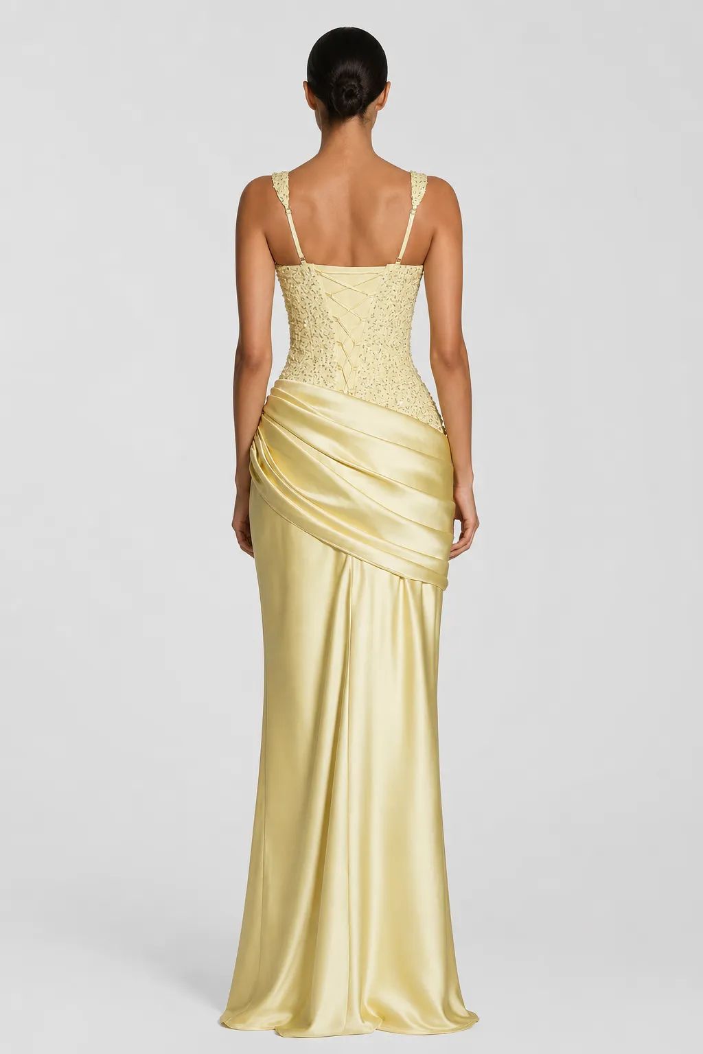 Solange – Das verzierte Korsettkleid