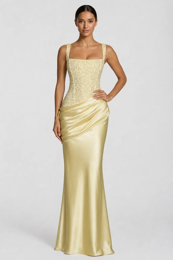 Solange – Das verzierte Korsettkleid