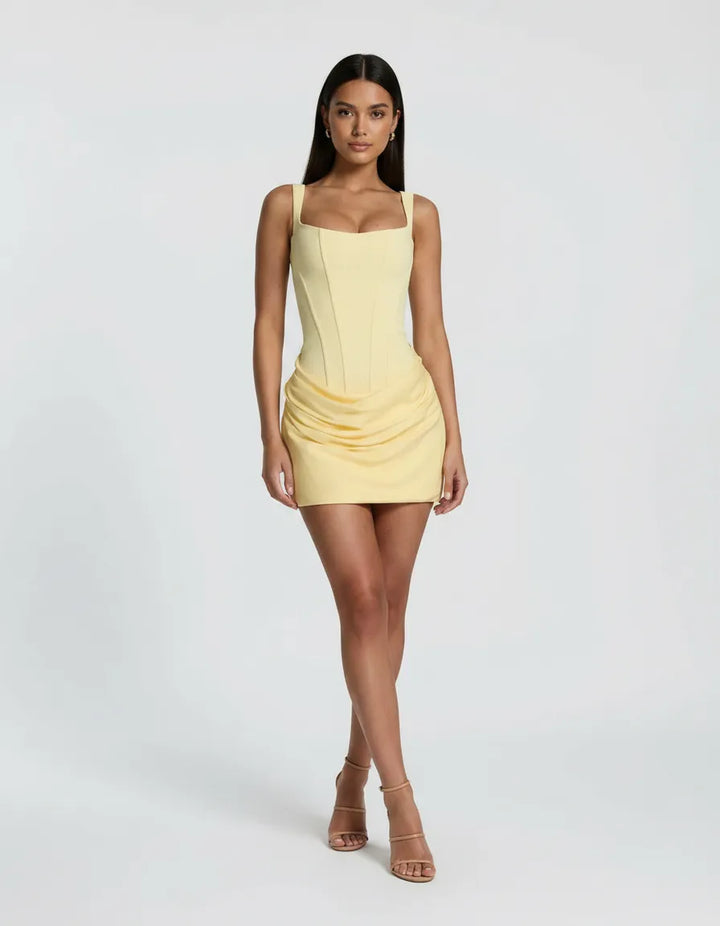 Mira – De Gesculpteerde Mini Muse Jurk