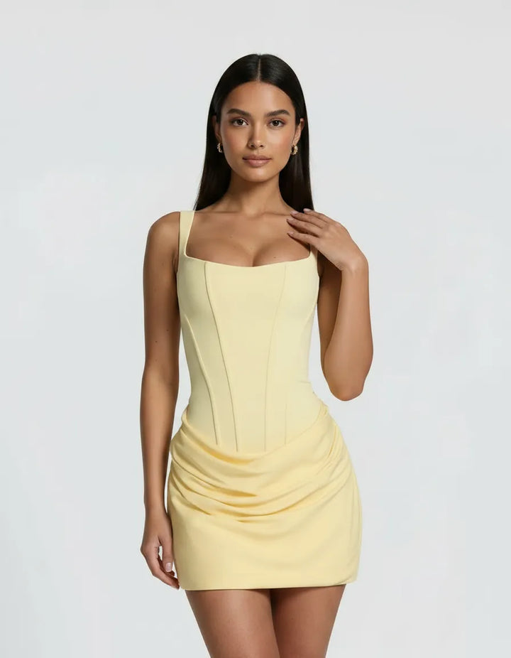 Mira – De Gesculpteerde Mini Muse Jurk